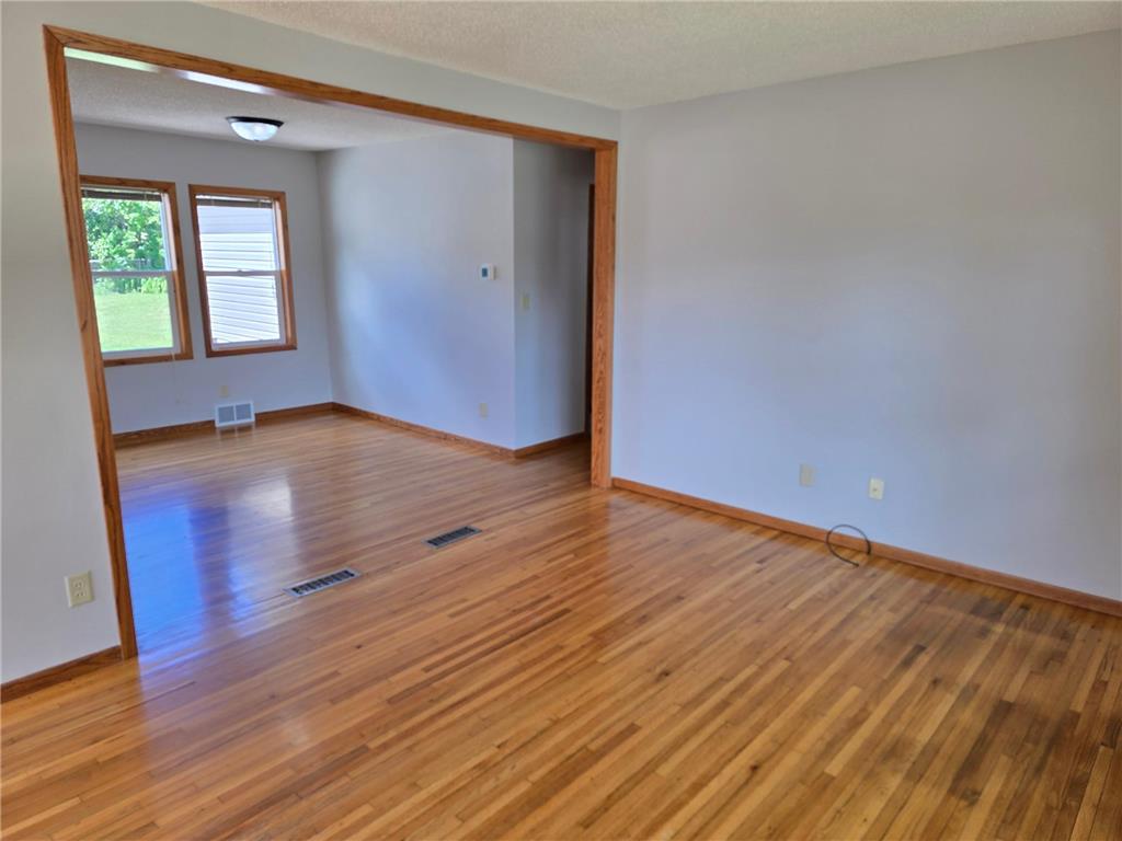 2011 Northwood Drive North Saint Paul MN 55109 7096607 image29