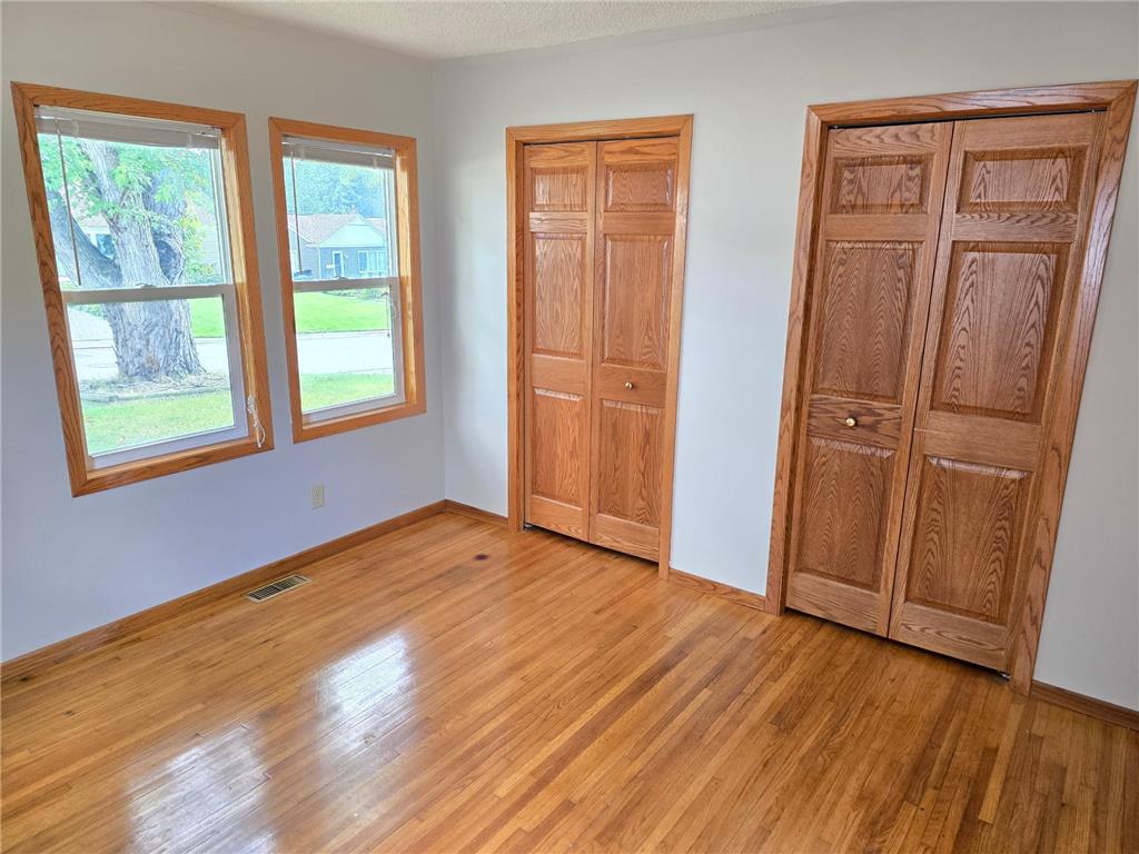 2011 Northwood Drive North Saint Paul MN 55109 7096607 image33