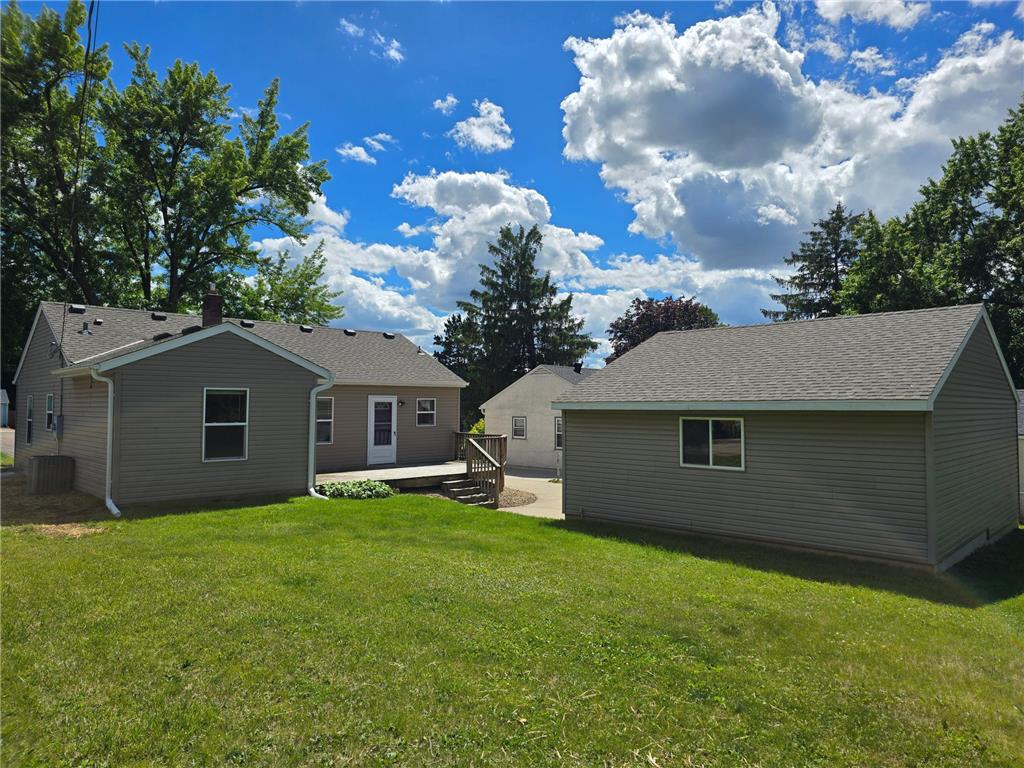 2011 Northwood Drive North Saint Paul MN 55109 7096607 image4
