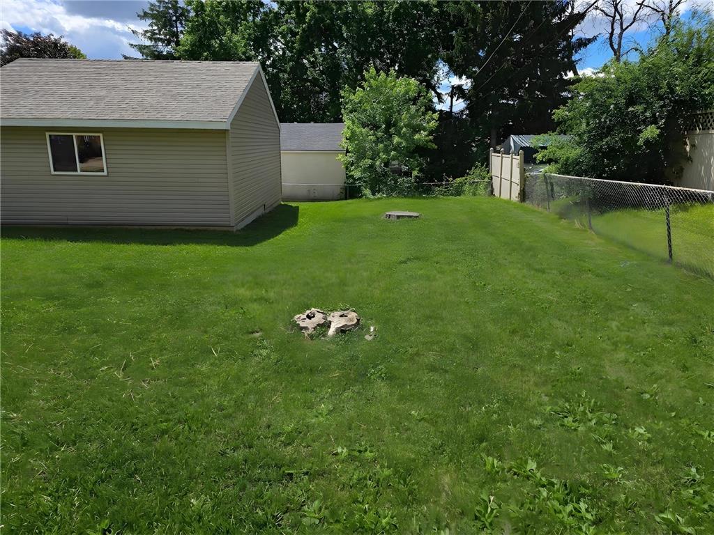 2011 Northwood Drive North Saint Paul MN 55109 7096607 image48
