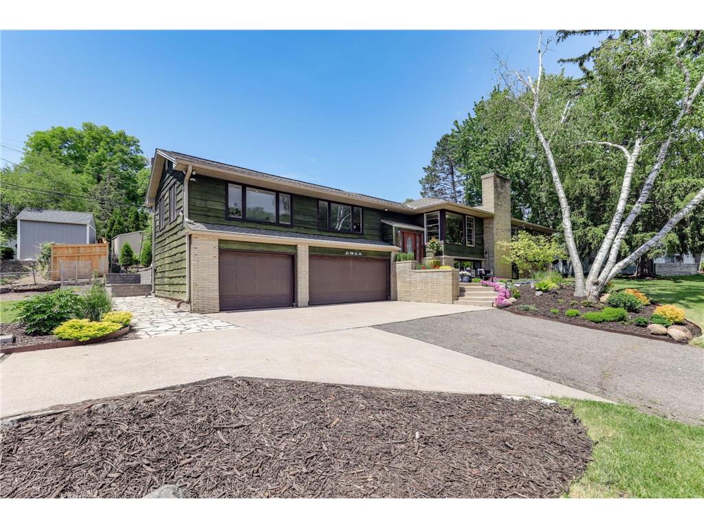 2011 Toledo Avenue N Golden Valley MN 55422 7079733 image4