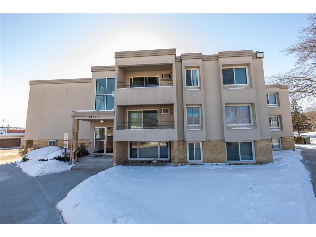 2011 Viking Drive NW 25, Rochester, MN 55901 MLS 6332898 Edina Realty