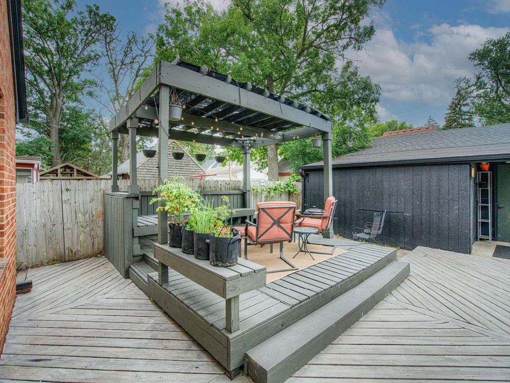 2011 Vincent Avenue N Minneapolis MN 55411 7070823 image14
