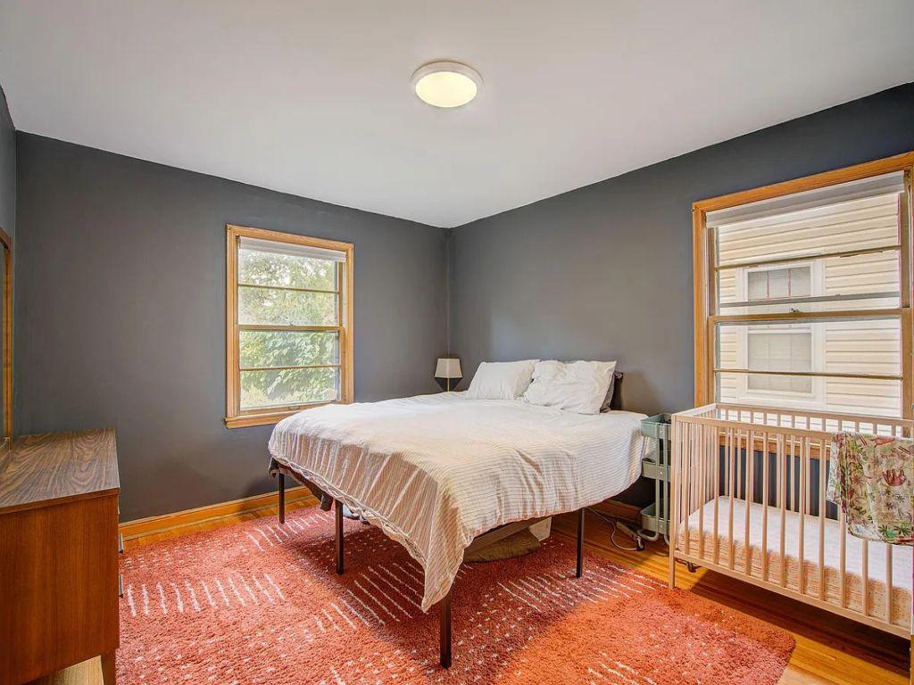 2011 Vincent Avenue N Minneapolis MN 55411 7070823 image8