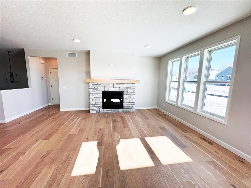 20110 Globe Drive Lakeville MN 55044 7010230 image3