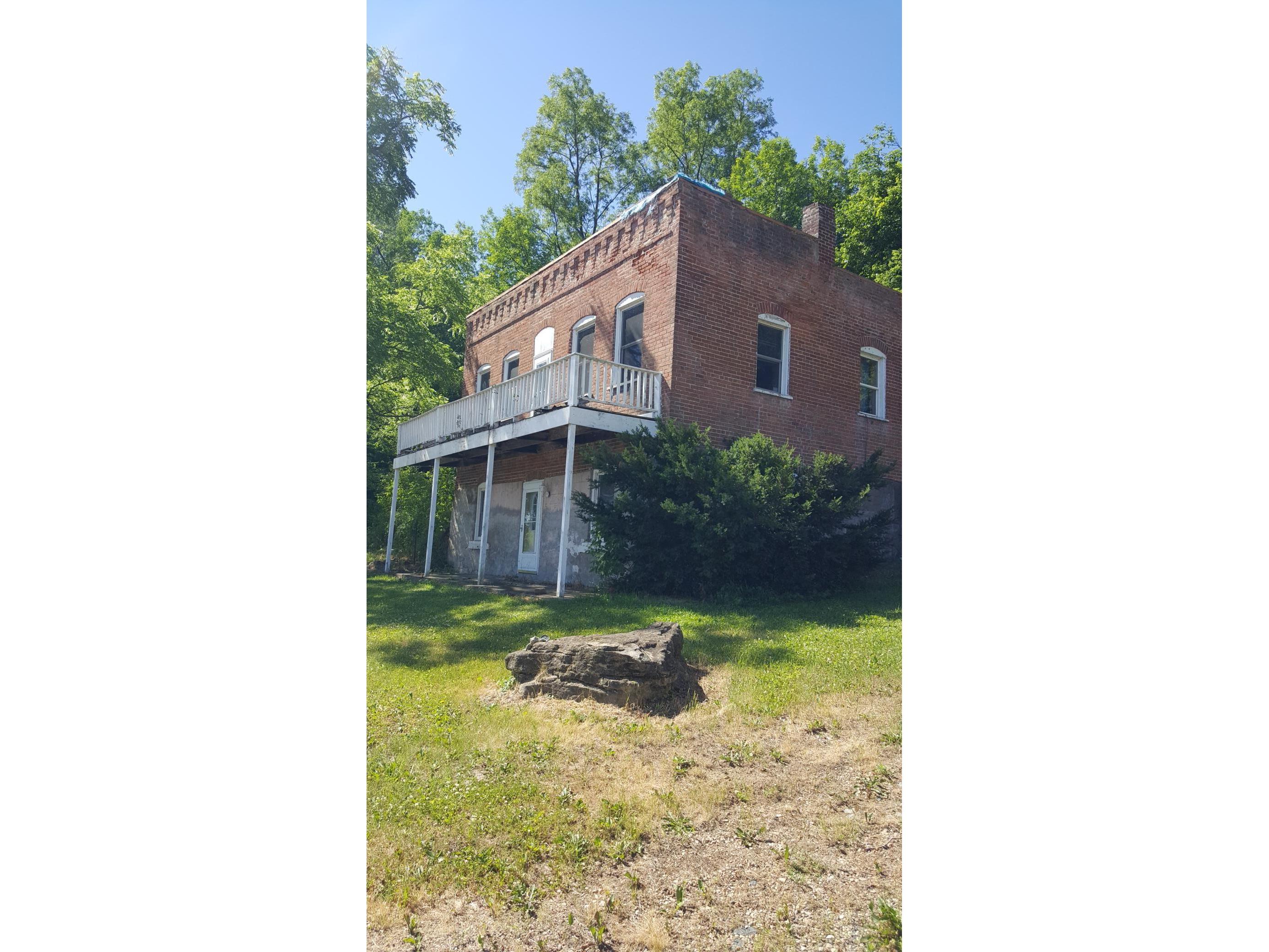 20119 County Road 77, Reads Landing, MN, 55968 MLS 6027884 Edina