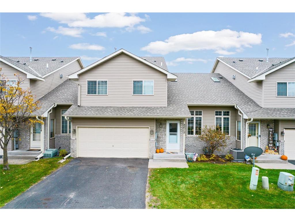 2012 103rd Lane NW, Coon Rapids, MN, 55433 MLS 6307379 Edina Realty