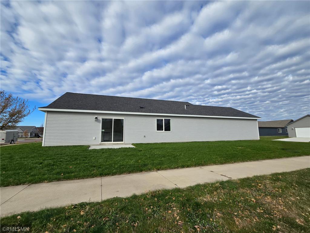 2012 Essler Drive Saint Peter MN 56082 6820887 image22