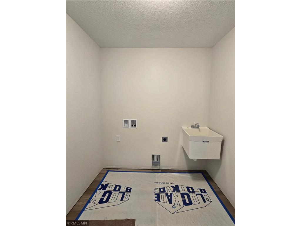 2012 Essler Drive Saint Peter MN 56082 6820887 image8