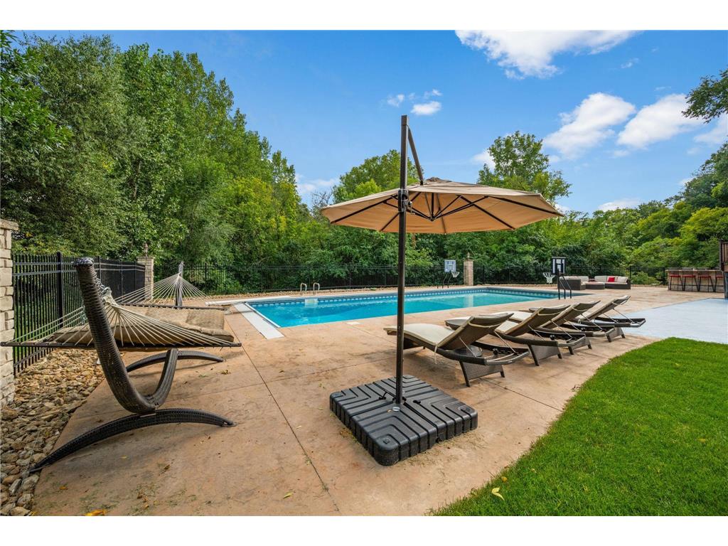 2012 Pine Ridge Drive West Saint Paul MN 55118 6764062 image13