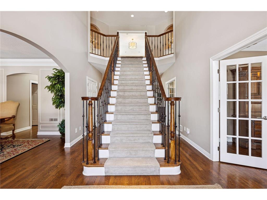 2012 Pine Ridge Drive West Saint Paul MN 55118 7012435 image3