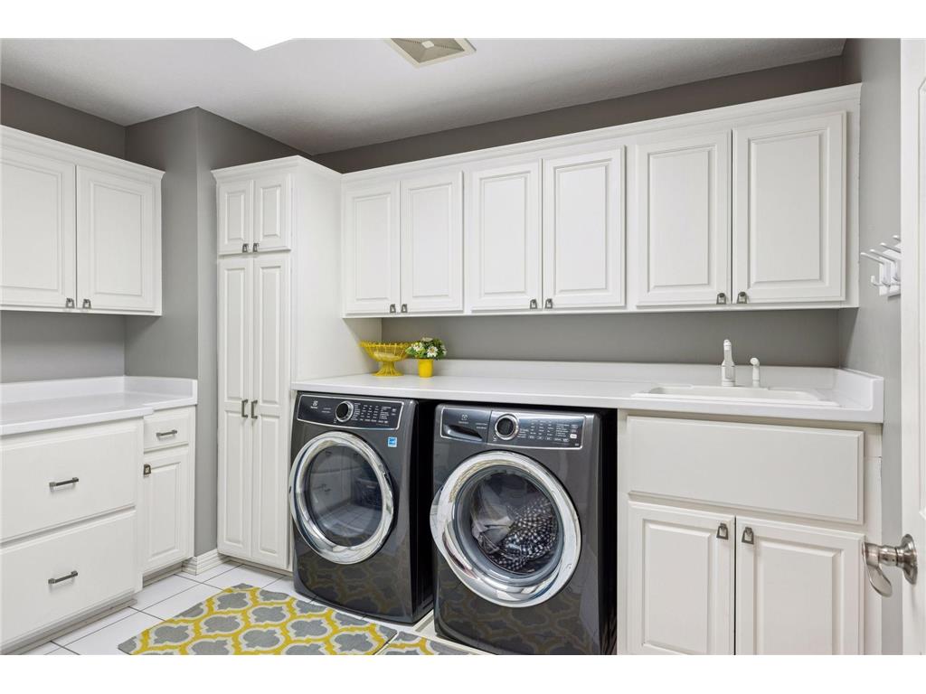 2012 Pine Ridge Drive West Saint Paul MN 55118 7012435 image52