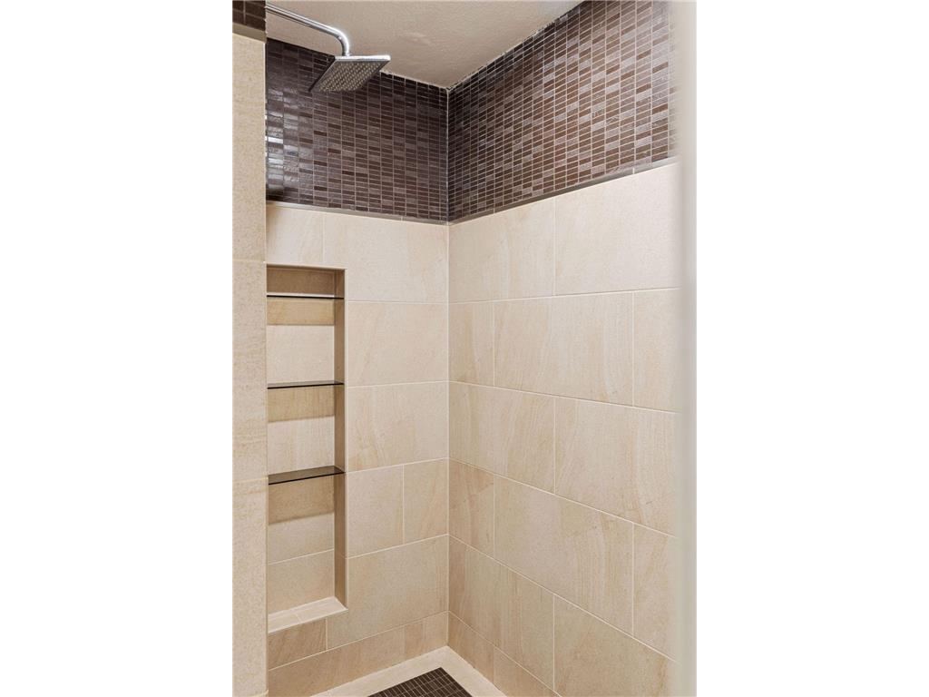 2012 Pine Ridge Drive West Saint Paul MN 55118 7012435 image72