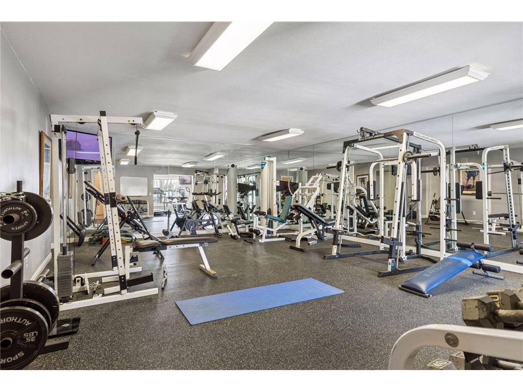 2012 Pine Ridge Drive West Saint Paul MN 55118 7012435 image75