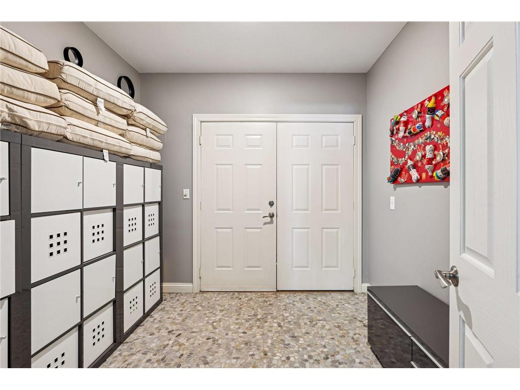 2012 Pine Ridge Drive West Saint Paul MN 55118 7012435 image77