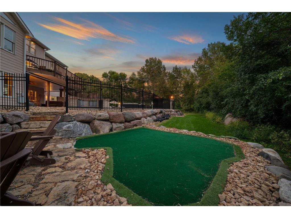 2012 Pine Ridge Drive West Saint Paul MN 55118 7012435 image90