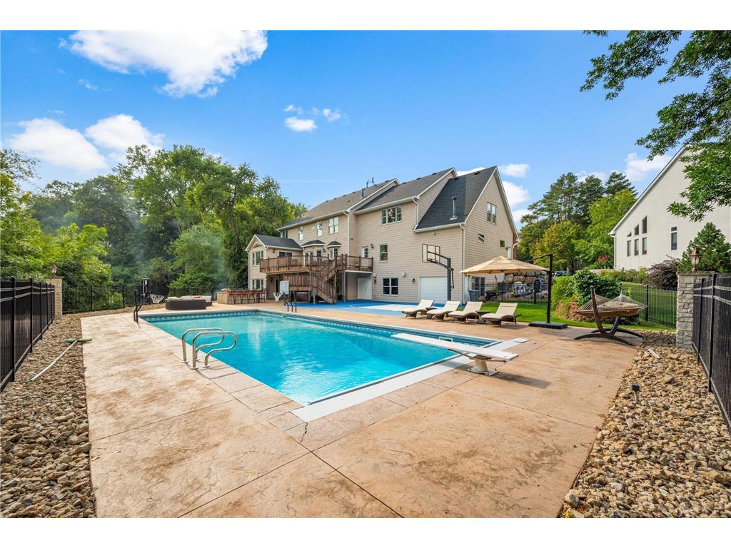 2012 Pine Ridge Drive West Saint Paul MN 55118 7049964 image44