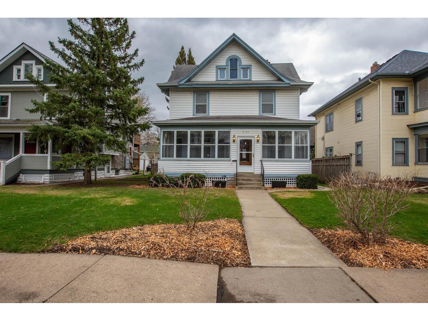 2012 Selby Avenue, Saint Paul, MN 55104 MLS 5741948 Edina Realty