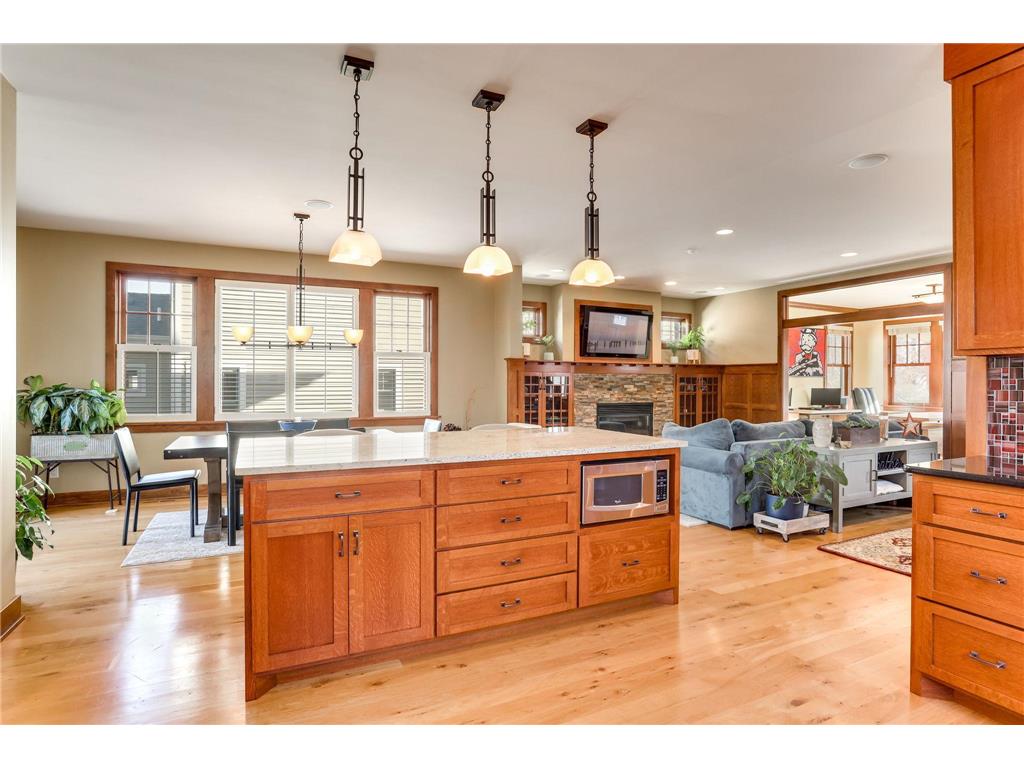 2012 W Laurel Avenue Minneapolis MN 55405 6824869 image12