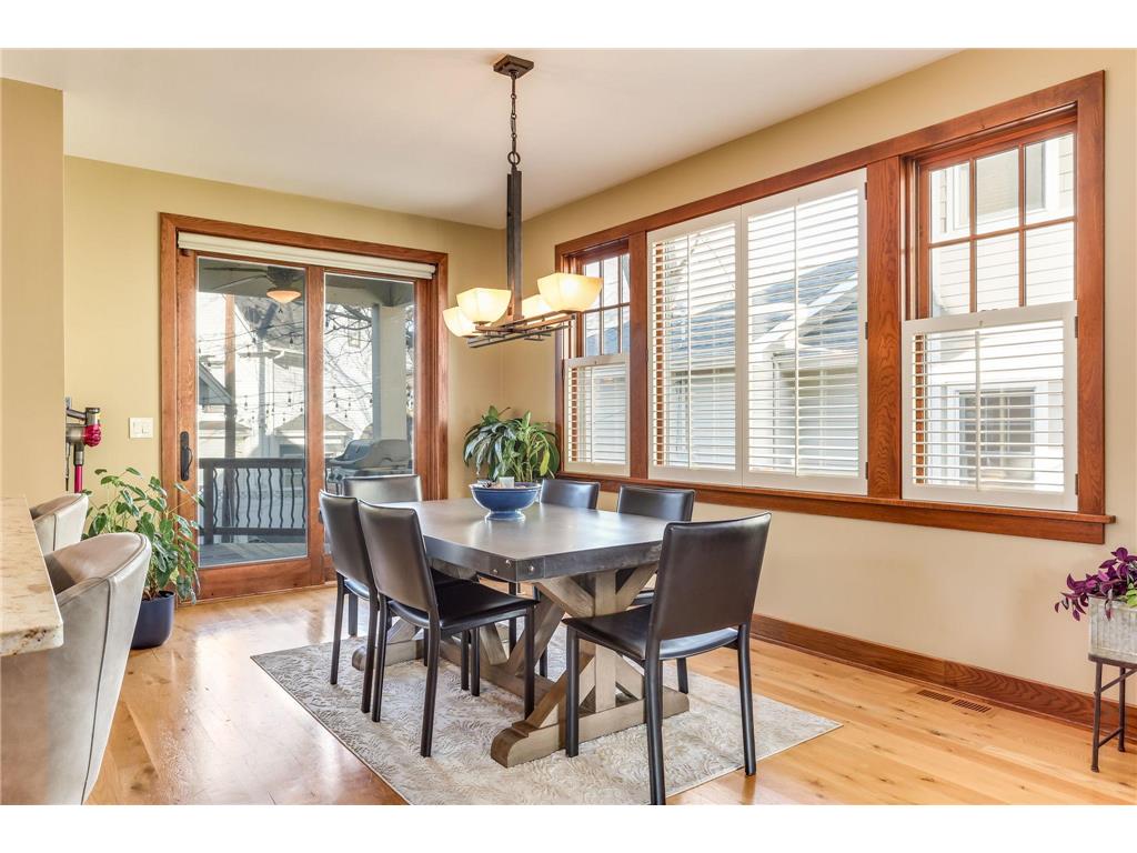 2012 W Laurel Avenue Minneapolis MN 55405 6824869 image14