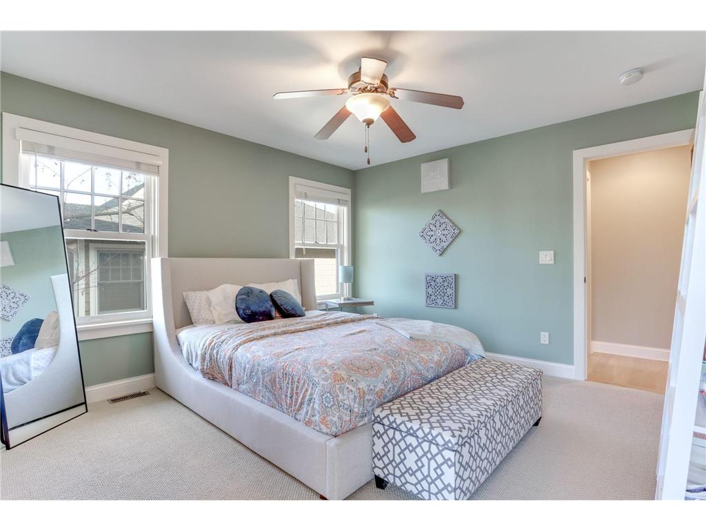 2012 W Laurel Avenue Minneapolis MN 55405 6824869 image27