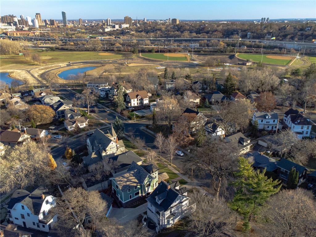 2012 W Laurel Avenue Minneapolis MN 55405 6824869 image54