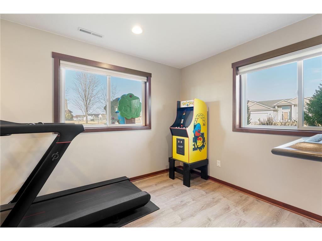 2013 12th Avenue NE Austin MN 55912 7034889 image43