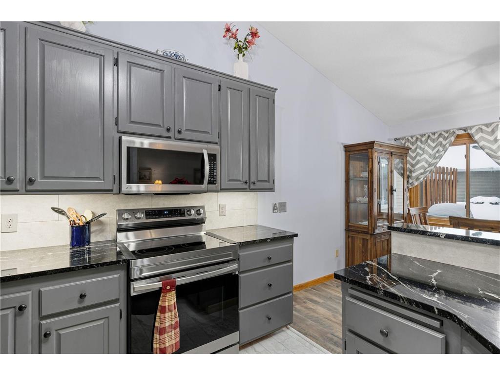 2013 91st Lane N Brooklyn Park MN 55443 6825781 image4