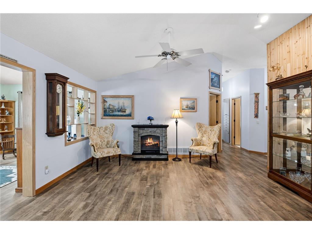 2013 91st Lane N Brooklyn Park MN 55443 6825781 image7