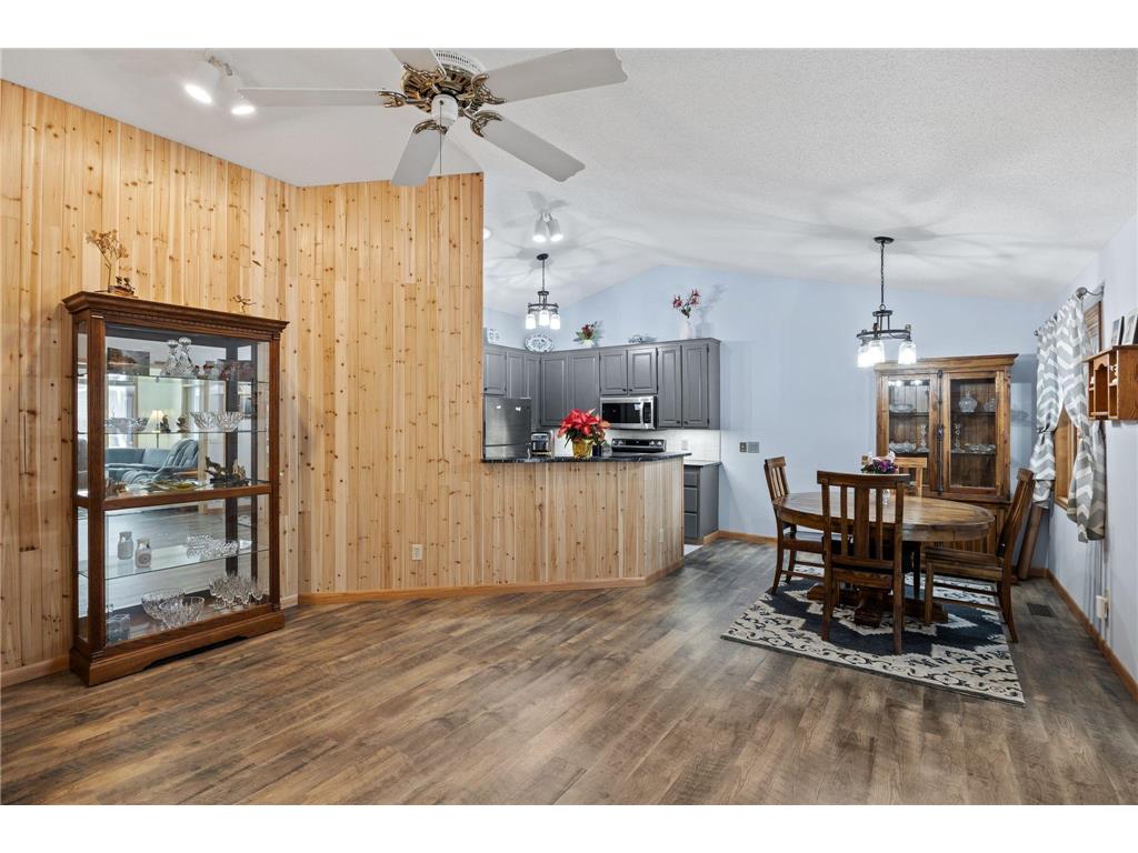 2013 91st Lane N Brooklyn Park MN 55443 6825781 image9