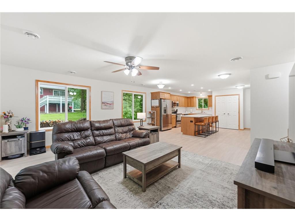 2013 E Oak Knoll Drive NE Alexandria MN 56308 7099157 image12
