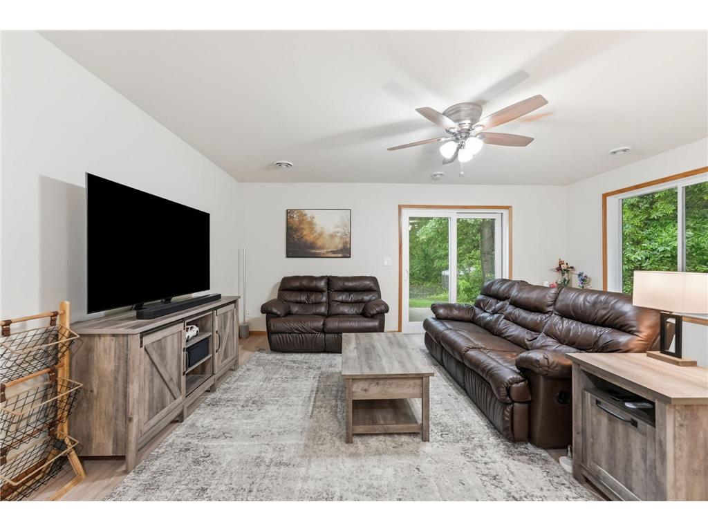 2013 E Oak Knoll Drive NE Alexandria MN 56308 7099157 image15