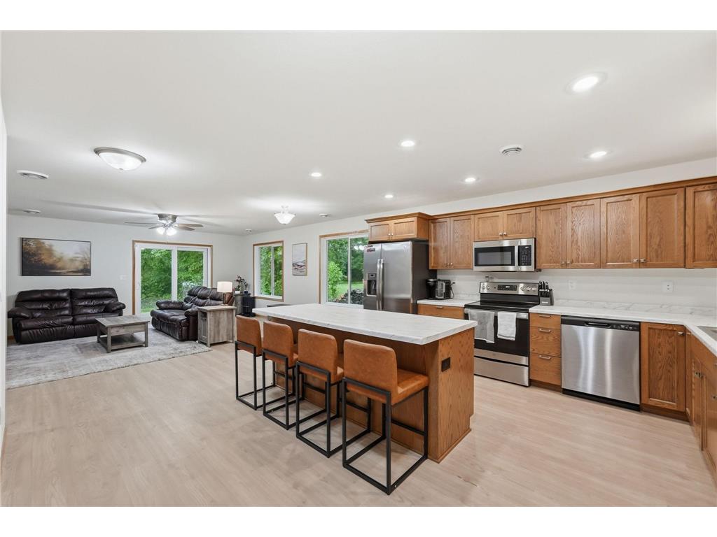 2013 E Oak Knoll Drive NE Alexandria MN 56308 7099157 image5