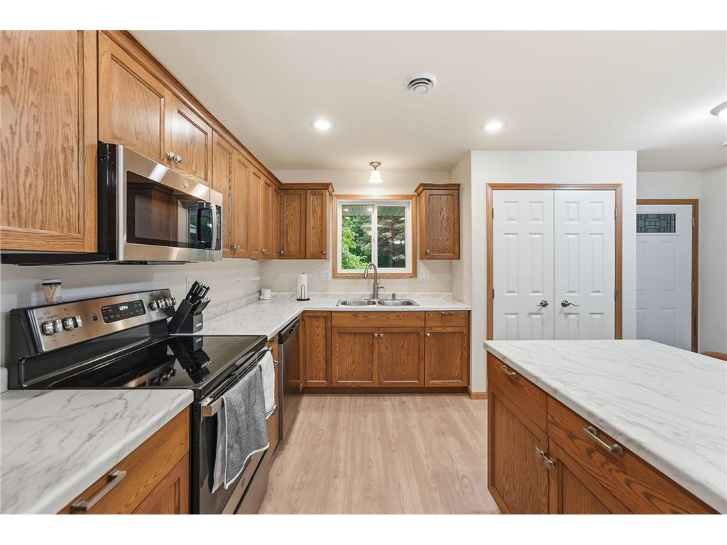 2013 E Oak Knoll Drive NE Alexandria MN 56308 7099157 image7