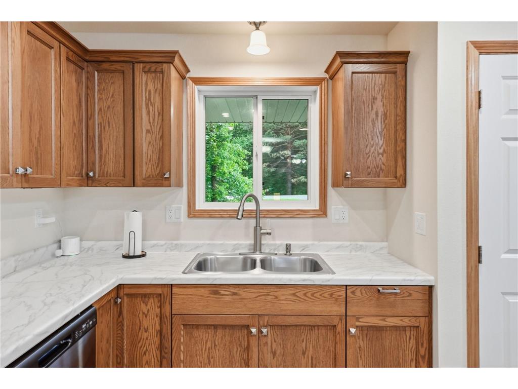 2013 E Oak Knoll Drive NE Alexandria MN 56308 7099157 image8