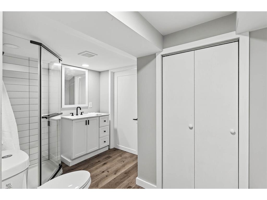 2013 Gettysburg Avenue N Golden Valley MN 55427 7004813 image18