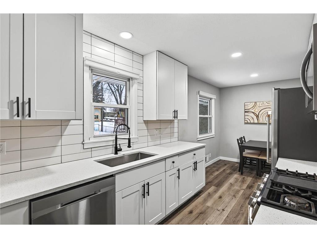 2013 Gettysburg Avenue N Golden Valley MN 55427 7004813 image2