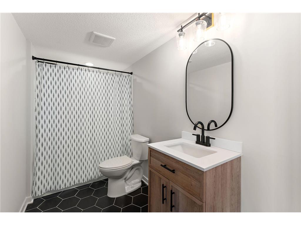 20132 79th Avenue Corcoran MN 55340 7056290 image23