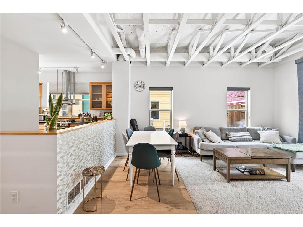 2014 21st Avenue S Minneapolis MN 55404 6821858 image12