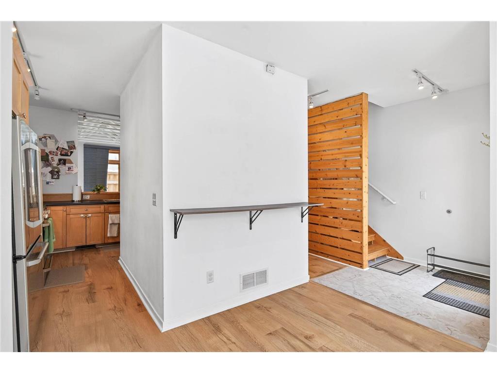 2014 21st Avenue S Minneapolis MN 55404 6821858 image8