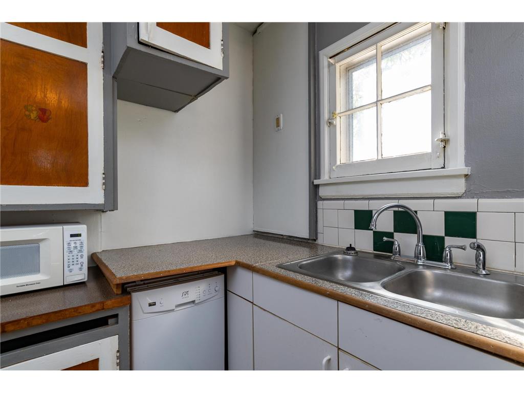 2014 2nd Avenue S Minneapolis MN 55404 6720910 image12