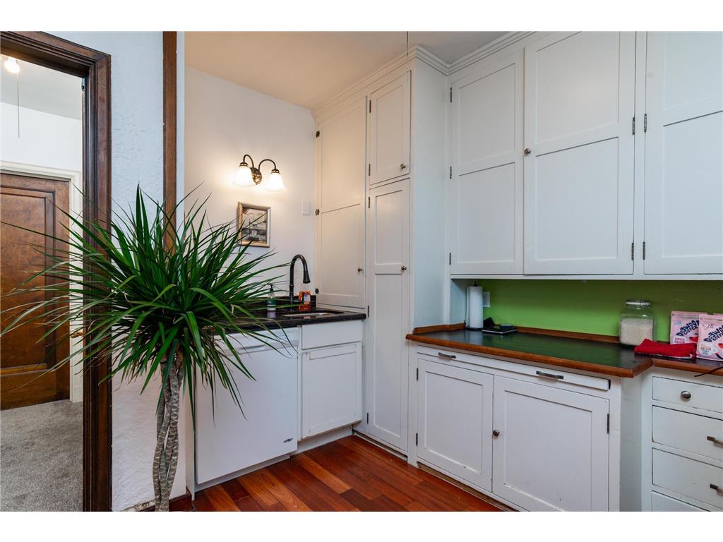 2014 2nd Avenue S Minneapolis MN 55404 6720910 image20