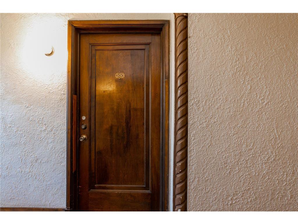 2014 2nd Avenue S Minneapolis MN 55404 6720910 image25