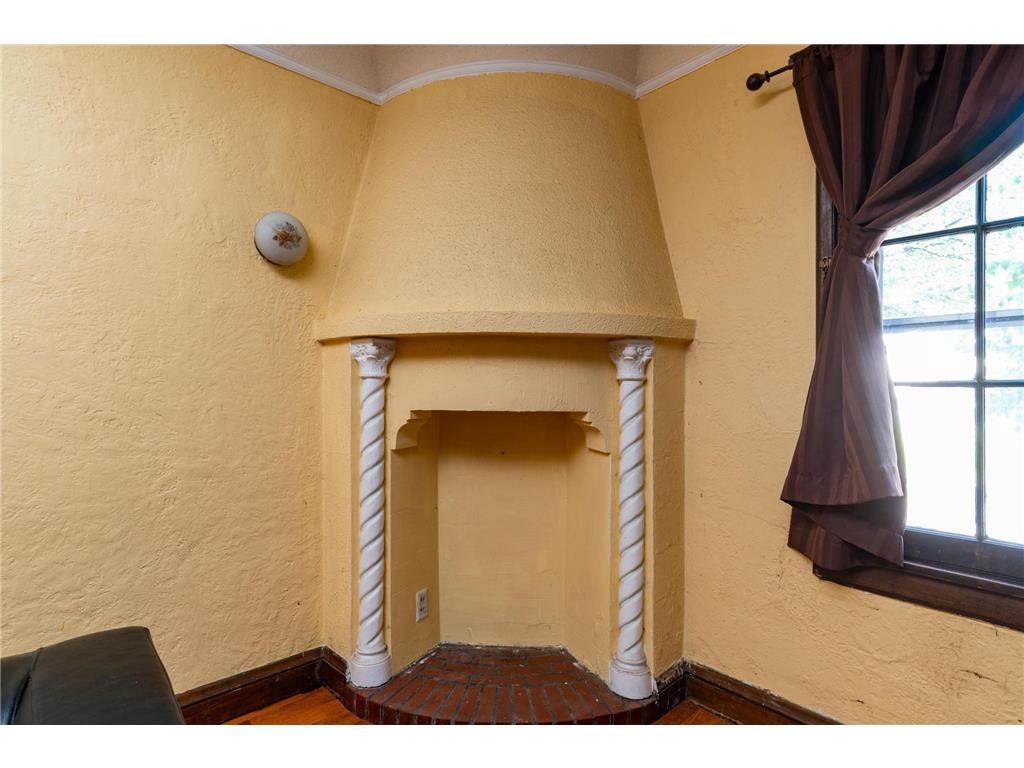 2014 2nd Avenue S Minneapolis MN 55404 6720910 image27