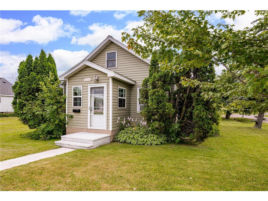 2014 Central Ave. Superior WI 54880 6781704 image1