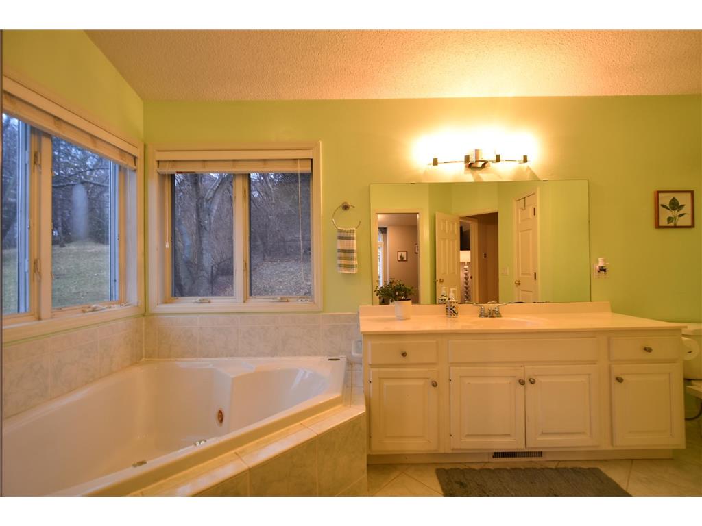 2014 Fox Valley Drive SW Rochester MN 55902 7037834 image13