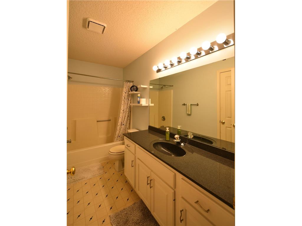 2014 Fox Valley Drive SW Rochester MN 55902 7037834 image19