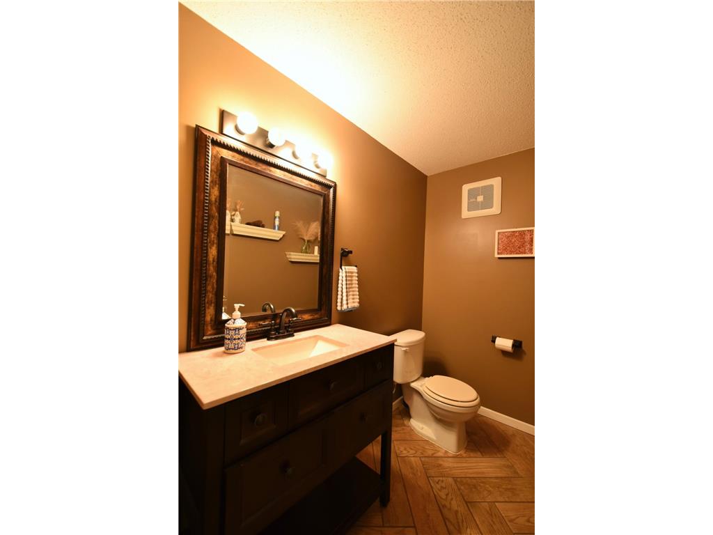 2014 Fox Valley Drive SW Rochester MN 55902 7037834 image24