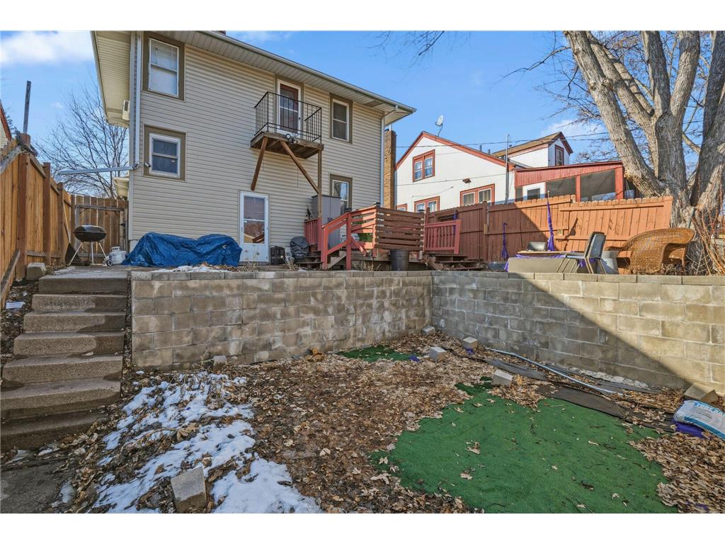 2014 Thomas Avenue N Minneapolis MN 55411 7028373 image10