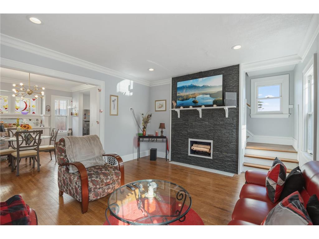 2014 Thomas Avenue N Minneapolis MN 55411 7028373 image19